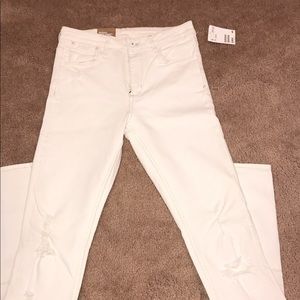 Distressed white skinny Jeans